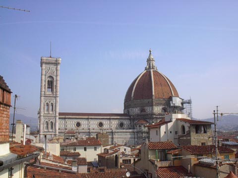 Yet another city with a big church :)